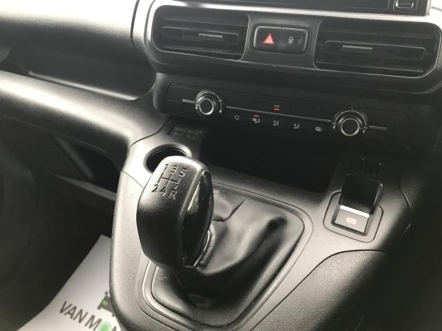2021 Peugeot Partner 1000 1.5 Bluehdi 100 Professional Van (NV21UJF) Image 20