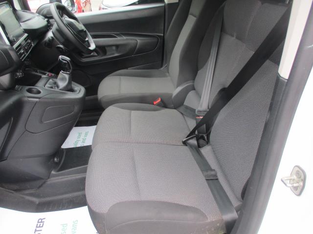 2021 Peugeot Partner 1000 1.5 Bluehdi 100 Professional Van (NV21UJL) Image 26