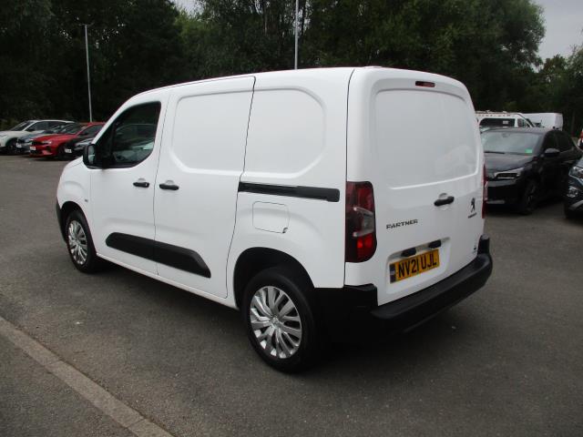 2021 Peugeot Partner 1000 1.5 Bluehdi 100 Professional Van (NV21UJL) Image 7