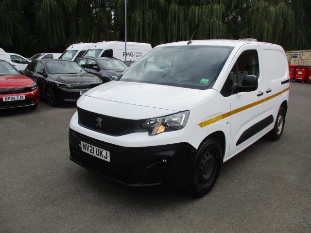 2021 Peugeot Partner 1000 1.5 Bluehdi 100 Grip Van (NV21UKJ) Image 9