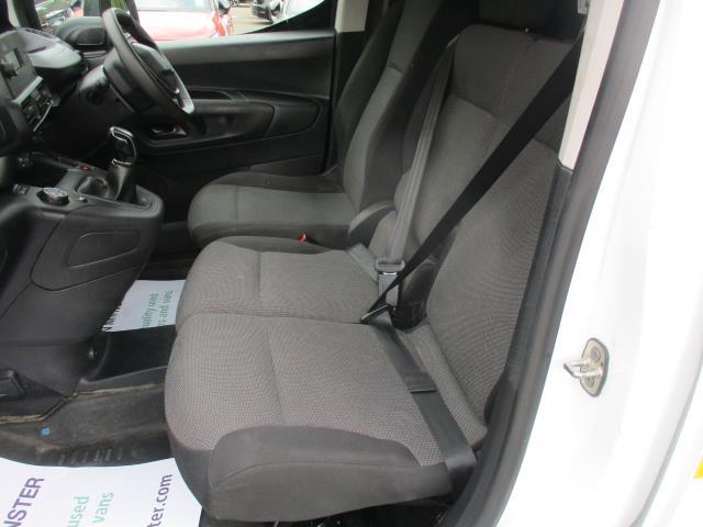 2021 Peugeot Partner 1000 1.5 Bluehdi 100 Grip Van (NV21UKJ) Image 27