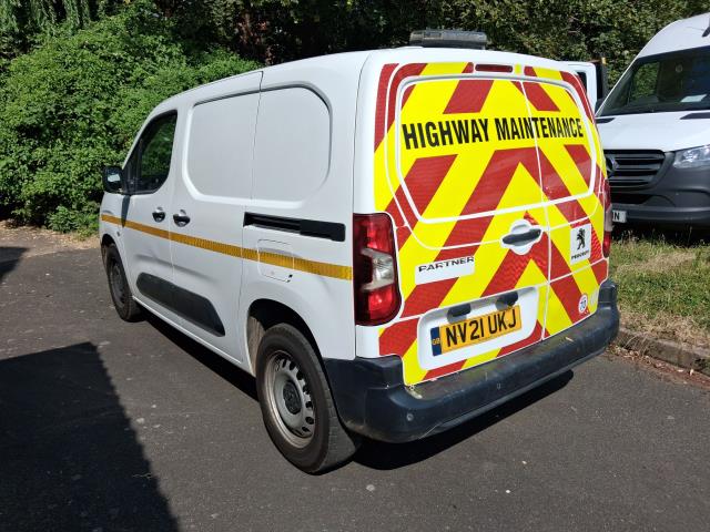 2021 Peugeot Partner 1000 1.5 Bluehdi 100 Grip Van (NV21UKJ) Image 6