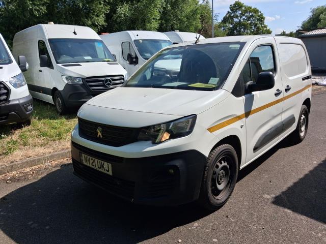 2021 Peugeot Partner 1000 1.5 Bluehdi 100 Grip Van (NV21UKJ) Image 3