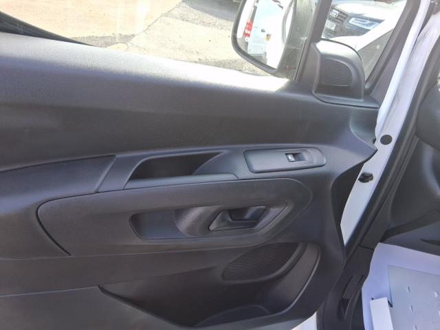 2021 Peugeot Partner 1000 1.5 Bluehdi 100 Grip Van (NV21UKK) Image 23