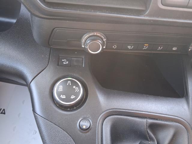 2021 Peugeot Partner 1000 1.5 Bluehdi 100 Grip Van (NV21UKK) Image 33