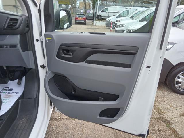 2021 Peugeot e-Expert 1000 100Kw 75Kwh Professional Van Auto (NV21UKW) Image 25