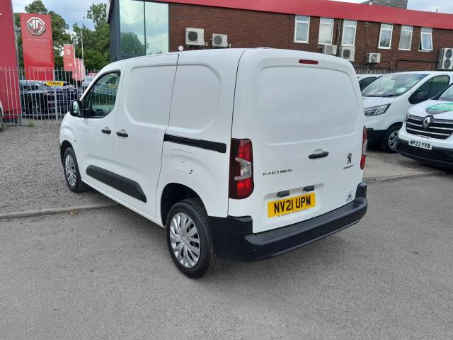 2021 Peugeot Partner STANDARD 1000 1.5 BLUE HDI 100PS PROFESSIONAL (NV21UPM) Image 8