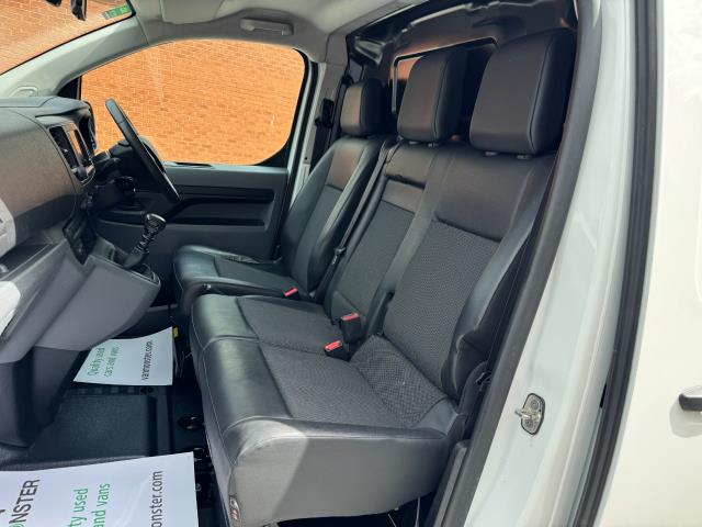 2021 Peugeot Expert L1 1400 2.0 Bluehdi 120 Professional Van EURO 6 (NV21VCX) Image 34