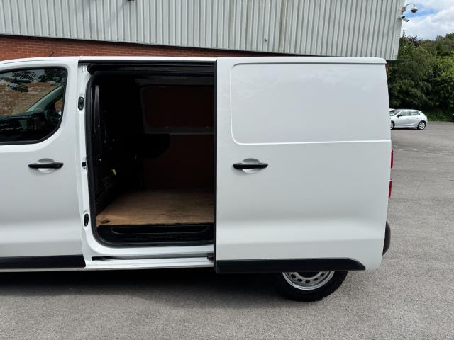 2021 Peugeot Expert L1 1400 2.0 Bluehdi 120 Professional Van EURO 6 (NV21VCX) Image 45