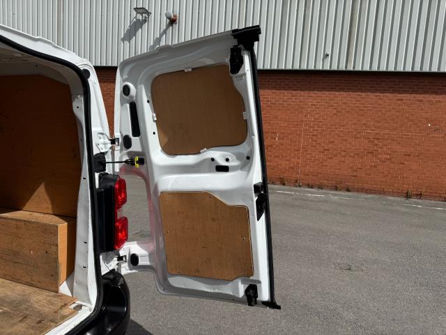2021 Peugeot Expert L1 1400 2.0 Bluehdi 120 Professional Van EURO 6 (NV21VCX) Image 57