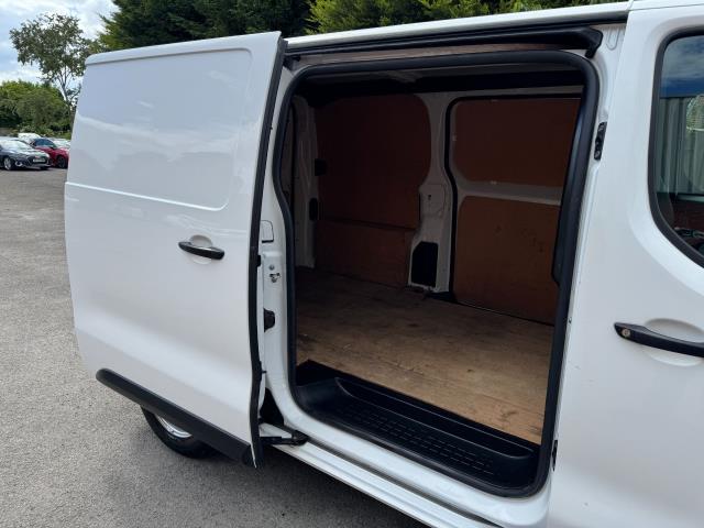2021 Peugeot Expert L1 1400 2.0 Bluehdi 120 Professional Van EURO 6 (NV21VCX) Image 47