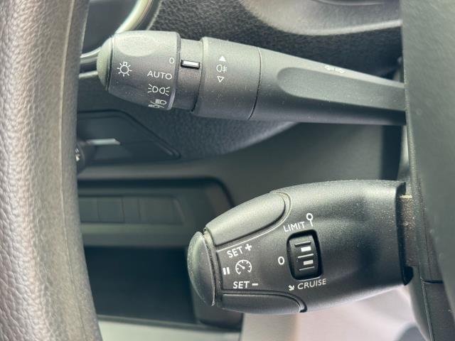 2021 Peugeot Expert L1 1400 2.0 Bluehdi 120 Professional Van EURO 6 (NV21VCX) Image 23