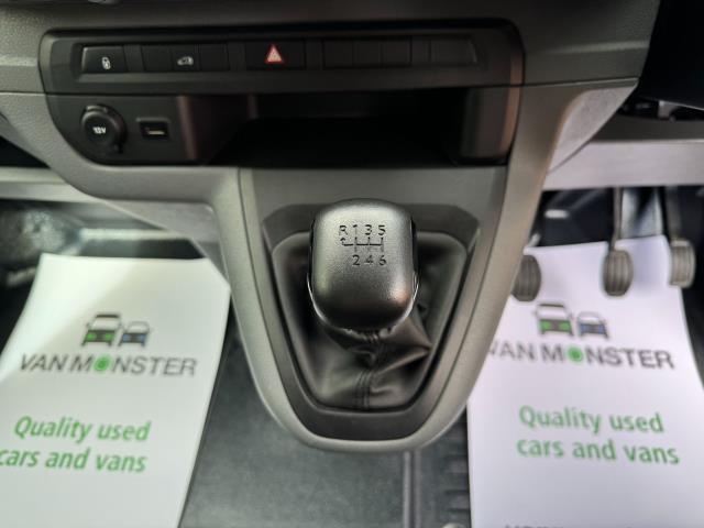 2021 Peugeot Expert L1 1400 2.0 Bluehdi 120 Professional Van EURO 6 (NV21VCX) Image 29