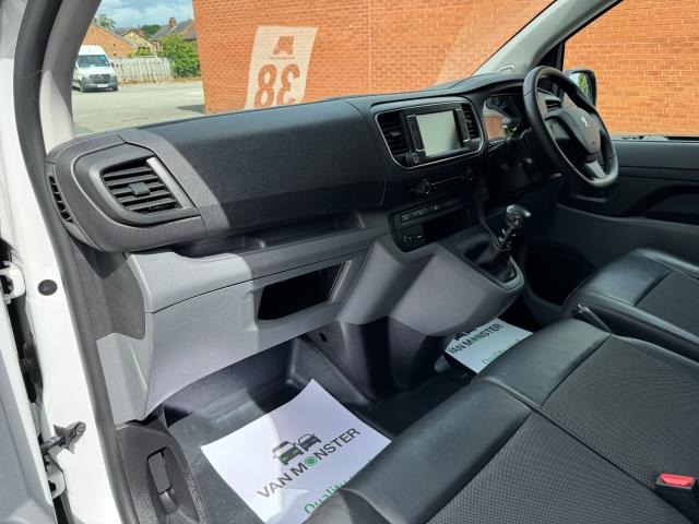 2021 Peugeot Expert L1 1400 2.0 Bluehdi 120 Professional Van EURO 6 (NV21VCX) Image 32