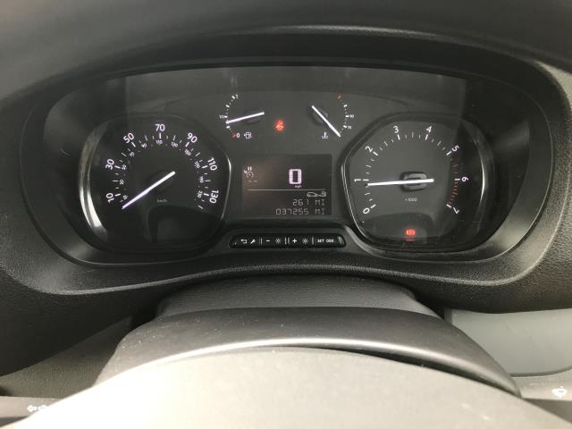 2021 Peugeot Expert 1400 2.0 Bluehdi 120 Professional Van (NV21VDD) Image 24
