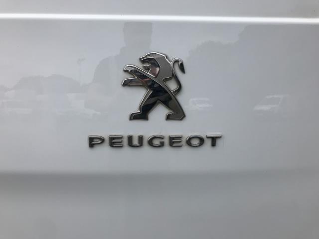 2021 Peugeot Expert 1400 2.0 Bluehdi 120 Professional Van (NV21VDD) Image 19