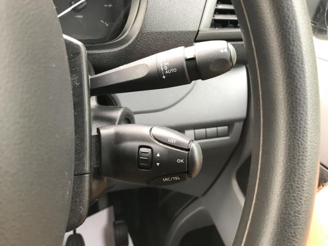 2021 Peugeot Expert 1400 2.0 Bluehdi 120 Professional Van (NV21VDD) Image 28