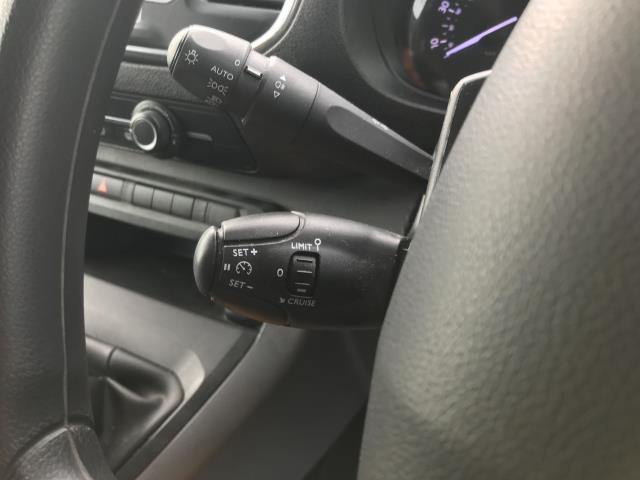 2021 Peugeot Expert 1400 2.0 Bluehdi 120 Professional Van (NV21VDD) Image 27