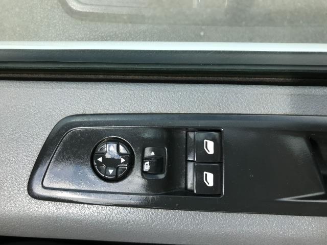 2021 Peugeot Expert 1400 2.0 Bluehdi 120 Professional Van (NV21VDJ) Image 30