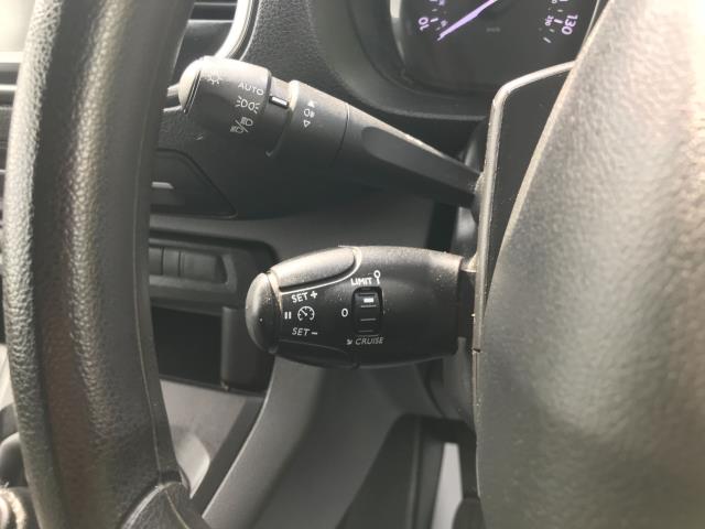 2021 Peugeot Expert 1400 2.0 Bluehdi 120 Professional Van (NV21VDJ) Image 27