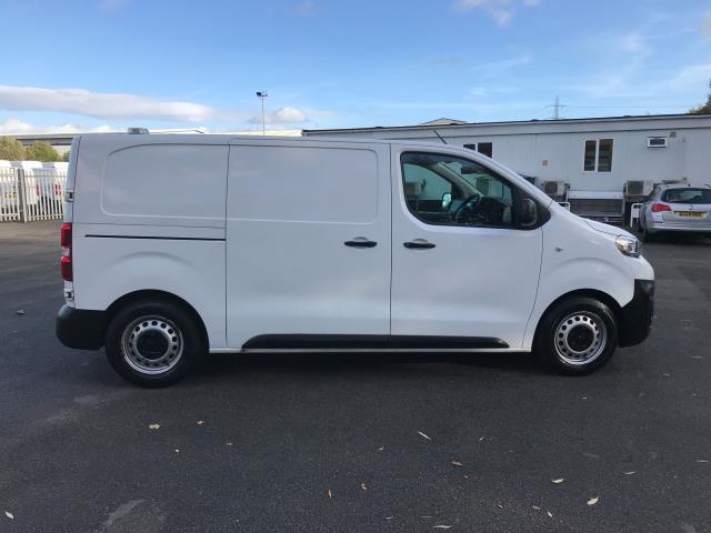 2021 Peugeot Expert 1000 1.5 Bluehdi 100 Professional Van (NV21VFN) Image 12