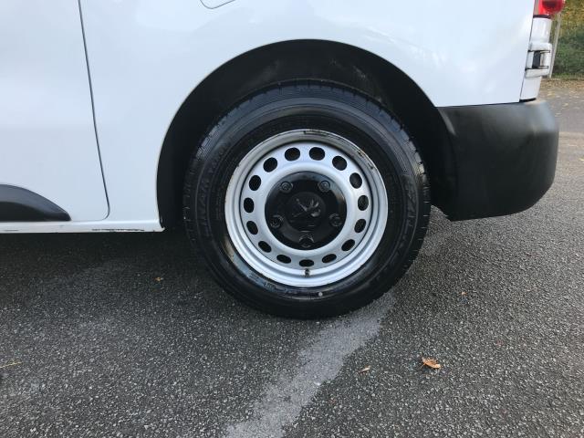 2021 Peugeot Expert 1000 1.5 Bluehdi 100 Professional Van (NV21VFN) Image 16