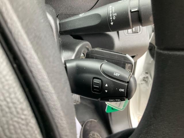 2021 Peugeot Partner 1000 1.5 Bluehdi 100 Professional Van (NV21VRZ) Image 30