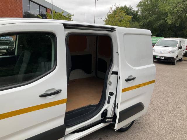 2021 Peugeot Partner 1000 1.5 Bluehdi 100 Professional Van (NV21VRZ) Image 8
