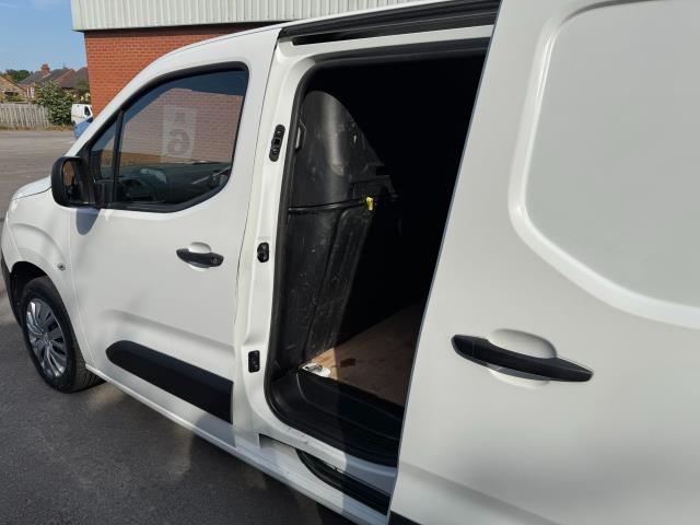 2021 Peugeot Partner 1000 1.5 Bluehdi 100 Professional Van EURO 6 (NV21VSE) Image 40