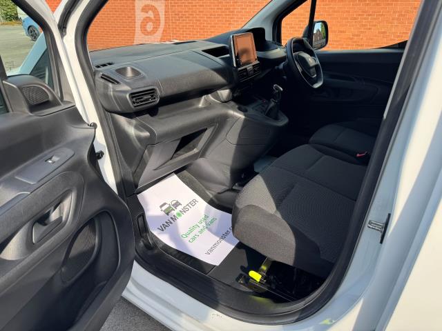 2021 Peugeot Partner 1000 1.5 Bluehdi 100 Professional Van EURO 6 (NV21VSE) Image 29
