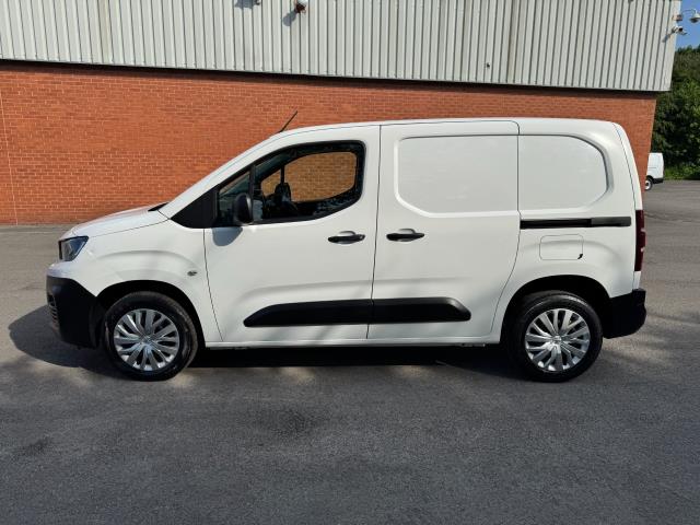 2021 Peugeot Partner 1000 1.5 Bluehdi 100 Professional Van EURO 6 (NV21VSE) Image 6