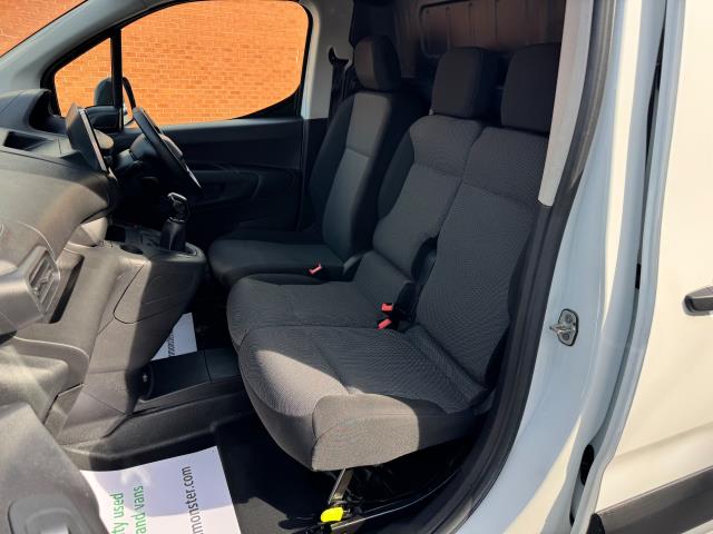 2021 Peugeot Partner 1000 1.5 Bluehdi 100 Professional Van EURO 6 (NV21VSE) Image 32