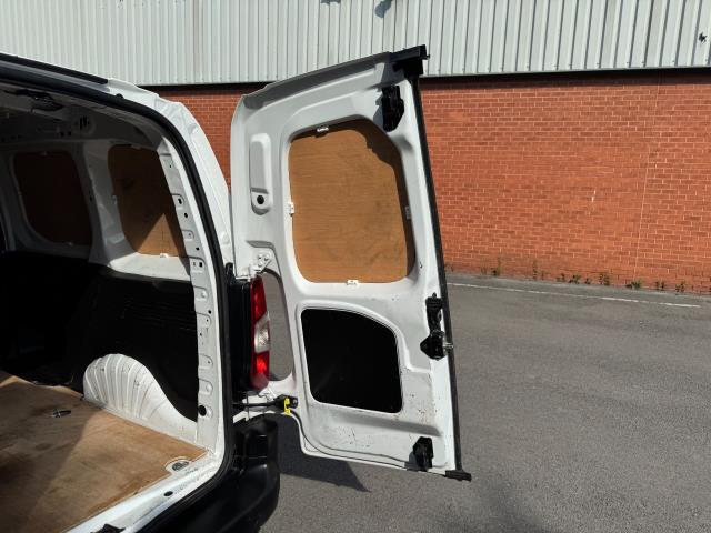 2021 Peugeot Partner 1000 1.5 Bluehdi 100 Professional Van EURO 6 (NV21VSE) Image 51