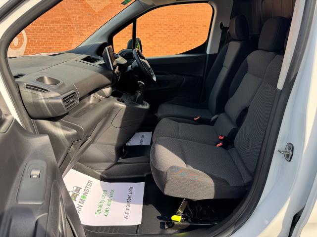 2021 Peugeot Partner 1000 1.5 Bluehdi 100 Professional Van EURO 6 (NV21VSE) Image 31