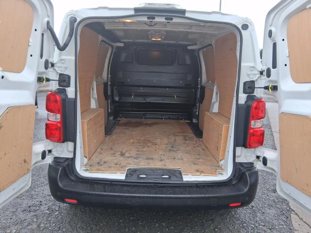 2021 Peugeot Expert 1000 1.5 Bluehdi 100 Professional Van (NV21VUT) Image 18