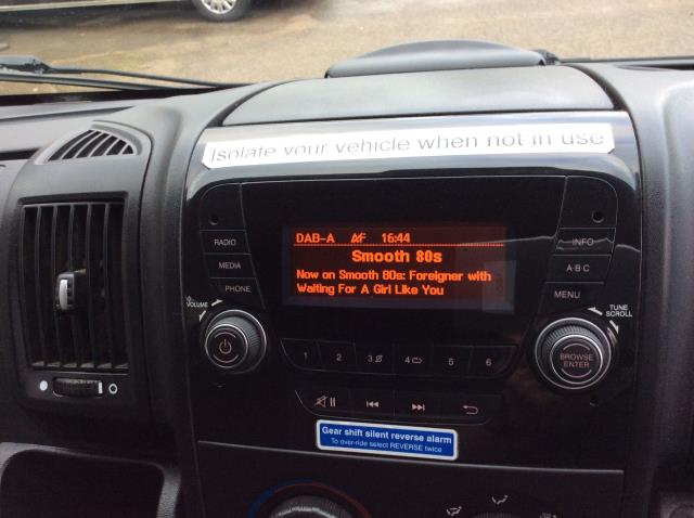 2021 Peugeot Boxer 2.2 Bluehdi H2 S Van 140Ps (Welfare Van) (LIMITED 68MPH) (NV21VWK) Image 32