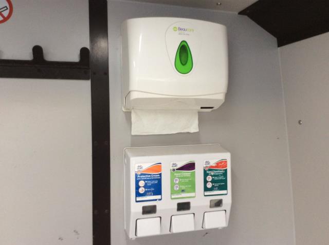 2021 Peugeot Boxer 2.2 Bluehdi H2 S Van 140Ps (Welfare Van) (LIMITED 68MPH) (NV21VWK) Image 25