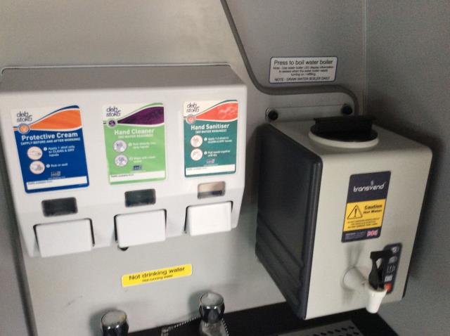 2021 Peugeot Boxer 2.2 Bluehdi H2 S Van 140Ps (Welfare Van) (LIMITED 68MPH) (NV21VWK) Image 15