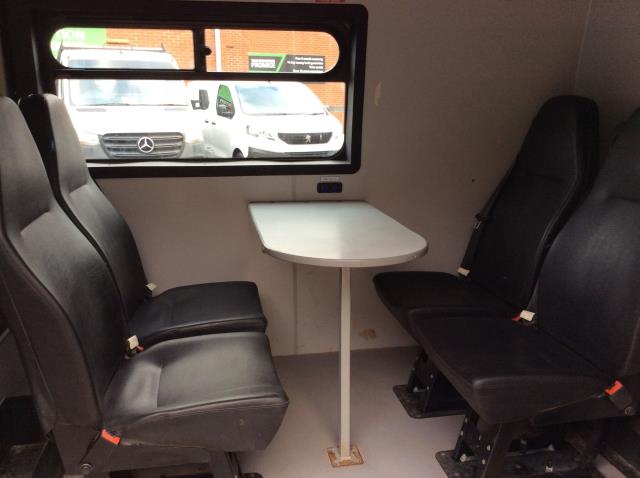 2021 Peugeot Boxer 2.2 Bluehdi H2 S Van 140Ps (Welfare Van) (LIMITED 68MPH) (NV21VWK) Image 11