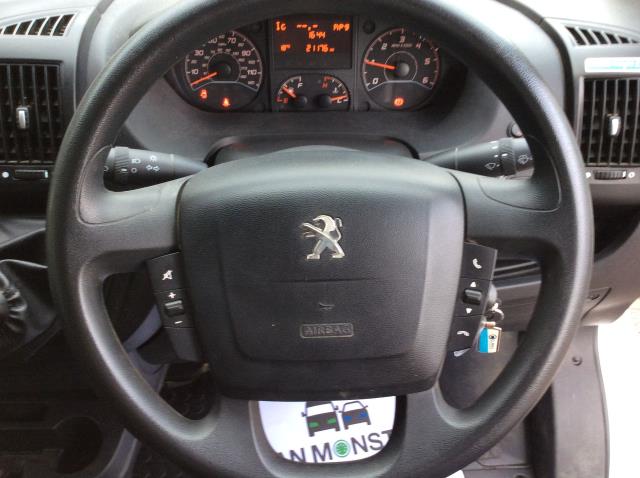 2021 Peugeot Boxer 2.2 Bluehdi H2 S Van 140Ps (Welfare Van) (LIMITED 68MPH) (NV21VWK) Image 28
