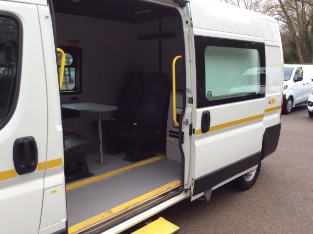 2021 Peugeot Boxer 2.2 Bluehdi H2 S Van 140Ps (Welfare Van) (LIMITED 68MPH) (NV21VWK) Image 8