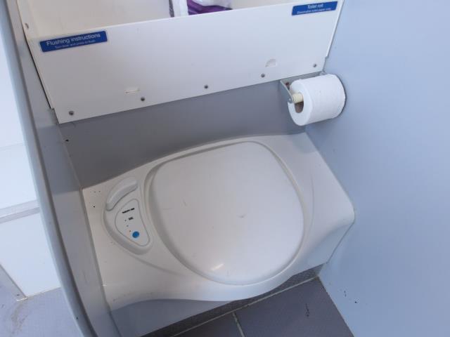 2021 Peugeot Boxer 2.2 Bluehdi H2 S Van 140Ps Welfare Van (NV21VWR) Image 18