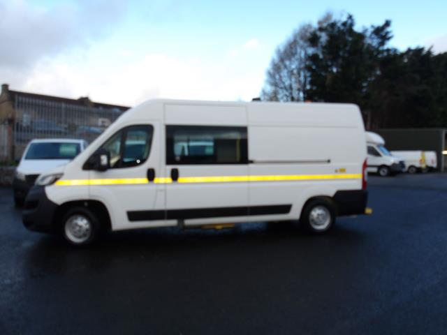 2021 Peugeot Boxer 2.2 Bluehdi H2 S Van 140Ps Welfare Van (NV21VWR) Image 4