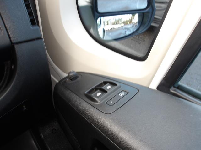 2021 Peugeot Boxer 2.2 Bluehdi H2 S Van 140Ps Welfare Van (NV21VWR) Image 21