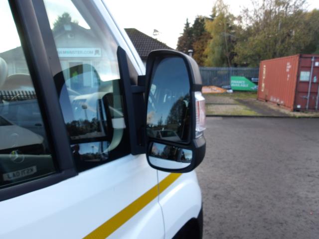 2021 Peugeot Boxer 2.2 Bluehdi H2 S Van 140Ps Welfare Van (NV21VWR) Image 10