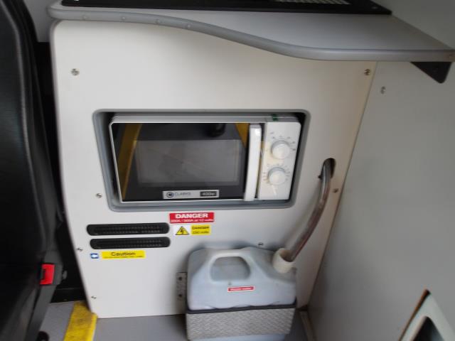 2021 Peugeot Boxer 2.2 Bluehdi H2 S Van 140Ps Welfare Van (NV21VWR) Image 15