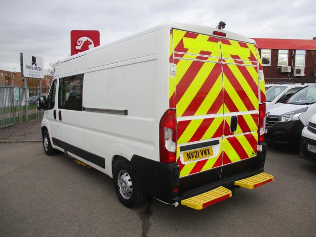 2021 Peugeot Boxer 2.2 BlueHDi 335 S 5dr L3 H2 Welfare Van Euro 6 (140 PS)(s/s) (NV21VWX) Image 7