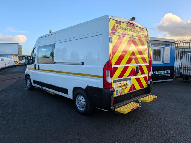 2021 Peugeot Boxer 2.2 BlueHDi 335 S 5dr L3 H2 Welfare Van Euro 6 (140 PS)(s/s) (NV21VXA) Image 10