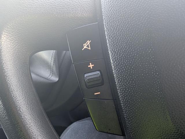 2021 Peugeot Boxer 2.2 BlueHDi 335 S 5dr L3 H2 Welfare Van Euro 6 (140 PS)(s/s) (NV21VXA) Image 23