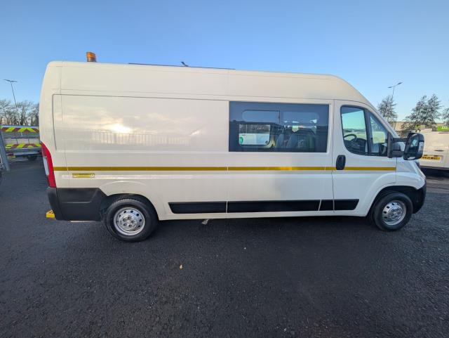2021 Peugeot Boxer 2.2 BlueHDi 335 S 5dr L3 H2 Welfare Van Euro 6 (140 PS)(s/s) (NV21VXA) Image 16